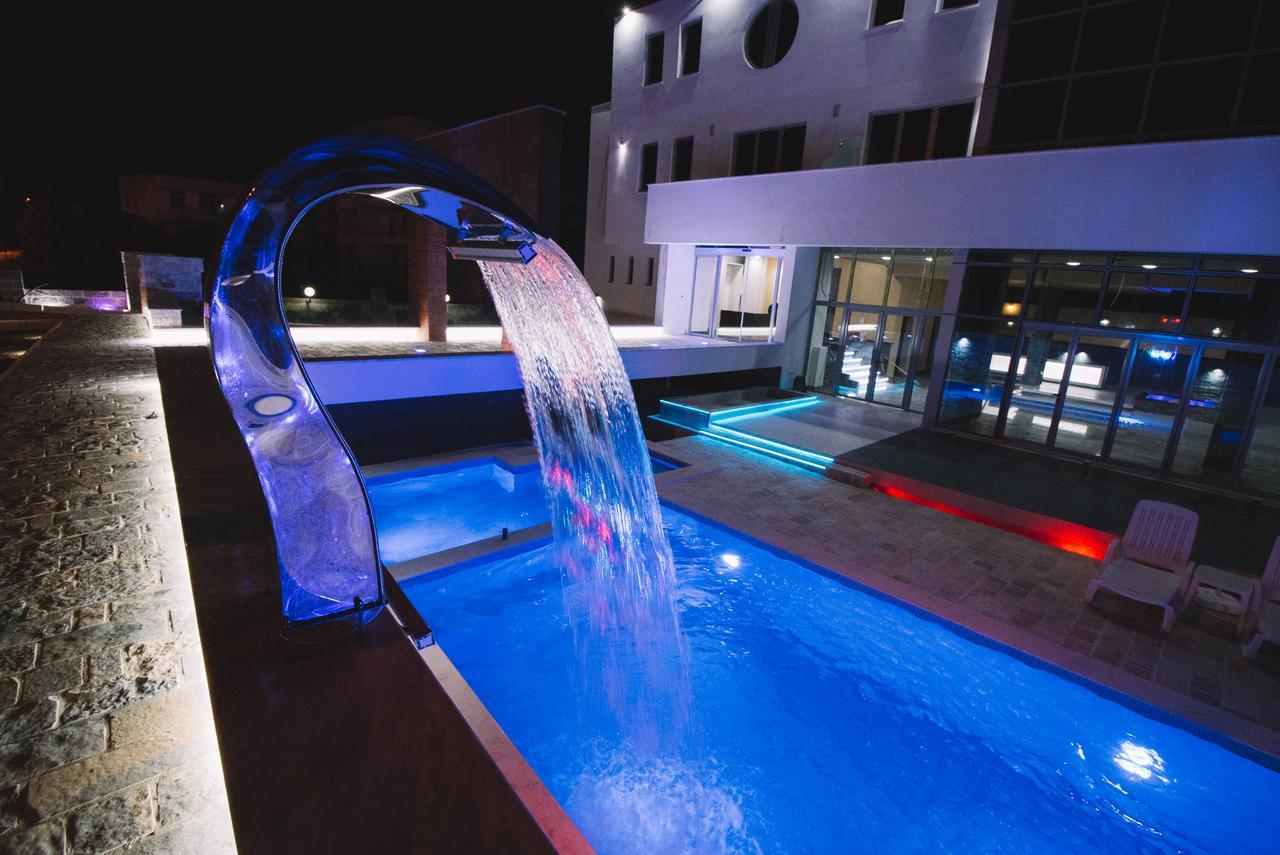 Crystal Apartments Ulcinj Exterior photo